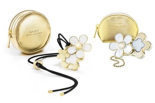 marc jacobs daisy necklace chain ring
