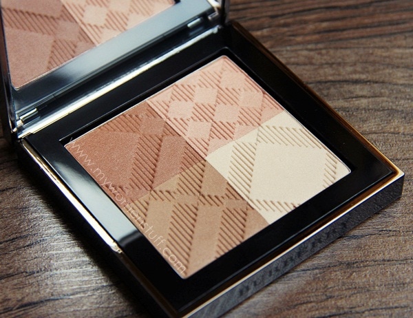 burberry sheer summer glow powder close up photo in review