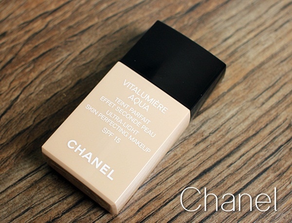 chanel vitalumiere aqua foundation B10 beige pastel