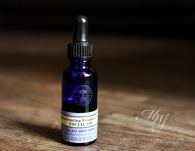neals yard remedies rejuvenating frankincense facial oil 