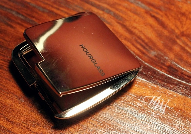 hourglass ambient lighting blush