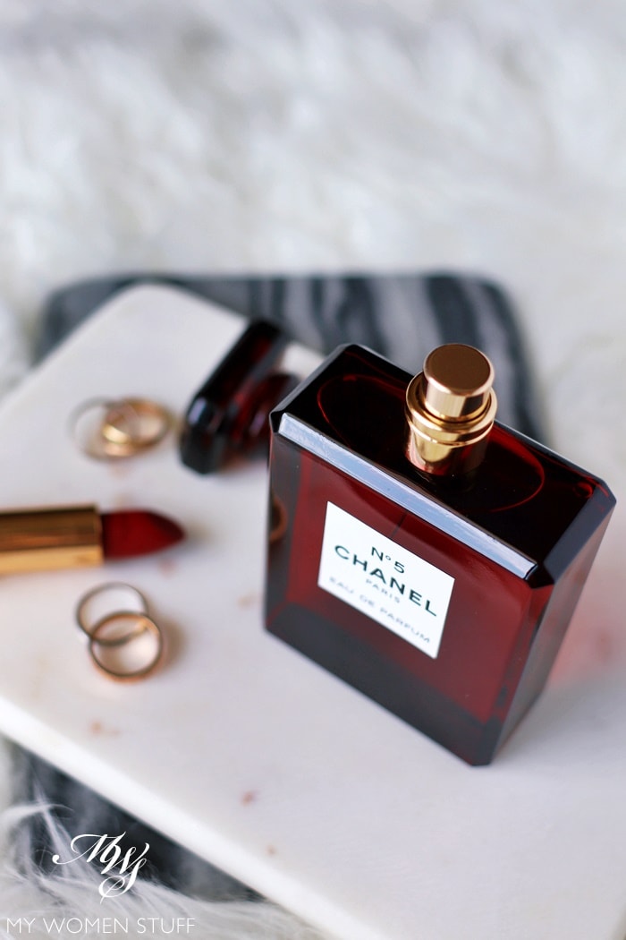 chanel perfume red