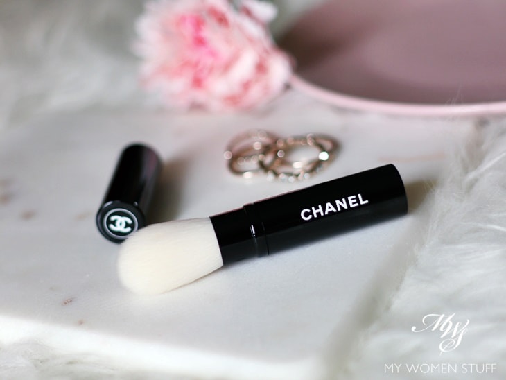 chanel retractable highlighter brush